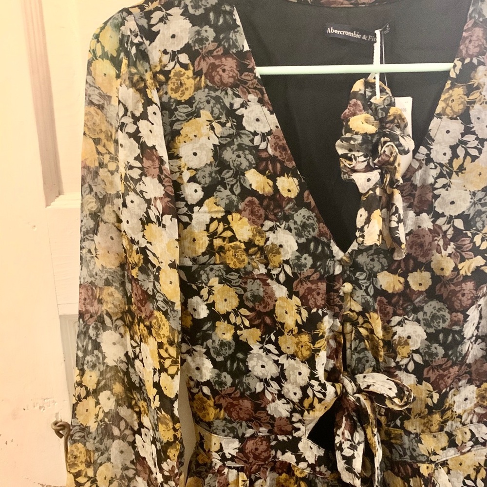 SOLD Abercrombie & Fitch Floral Midi Dress NWT - Picture 6 of 8